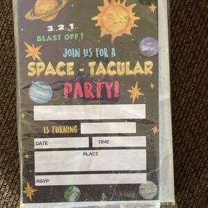 🍂20 Space-Tacular Party Invitations - Multicolor
